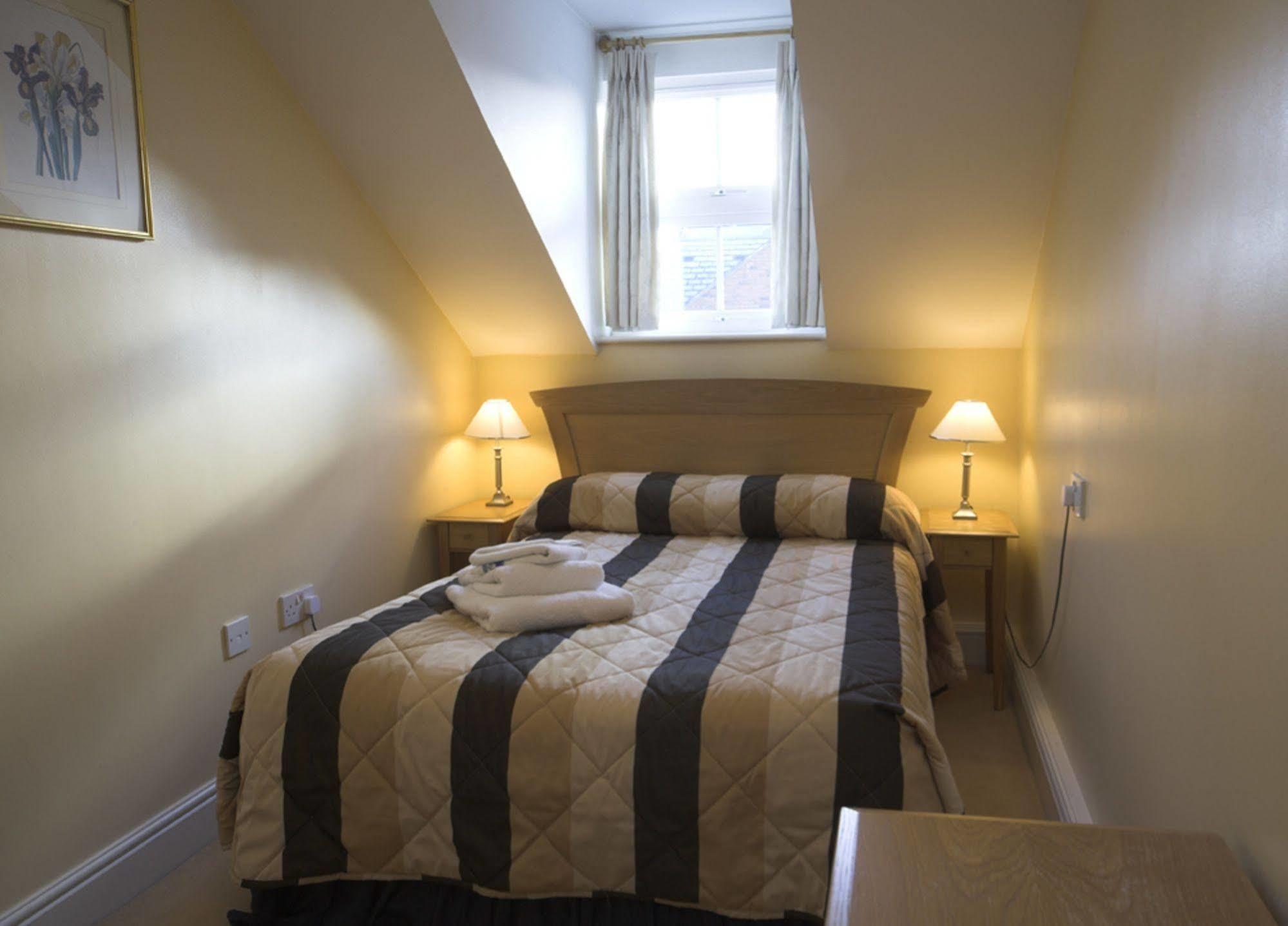 Aparthotel Stanshawe Court Reading Exterior foto